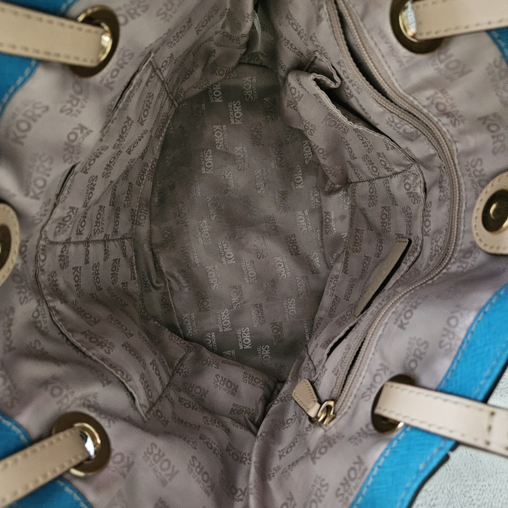 🔆3 For $20! Michael Kors Teal and Beige Tote Bag - Picture 6 of 16